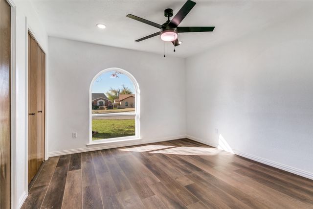 5900 Field Stone Court, North Richland Hills, TX 76180