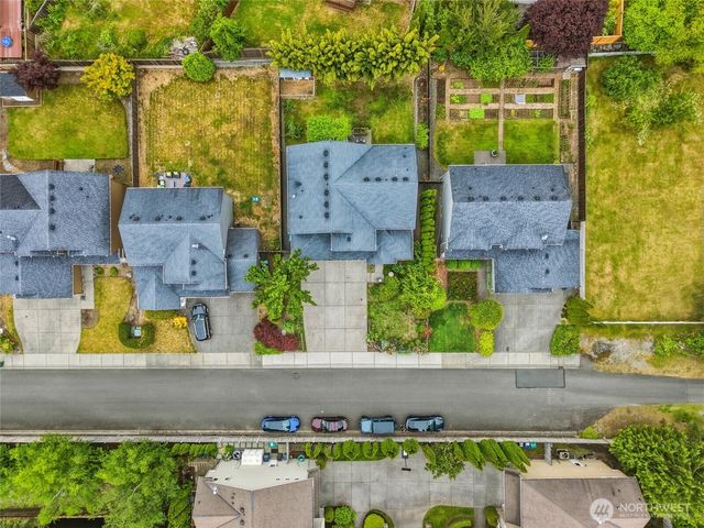 3923 221st Street SE, Bothell, WA 98021