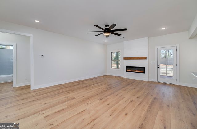 653 NW Parham Road, Milledgeville, GA 31061