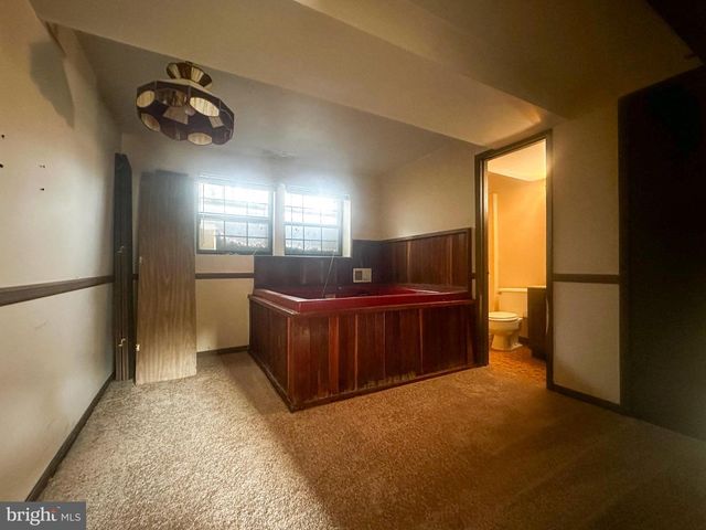 58 CEDARBROOK LN, Tuckerton, NJ 08087