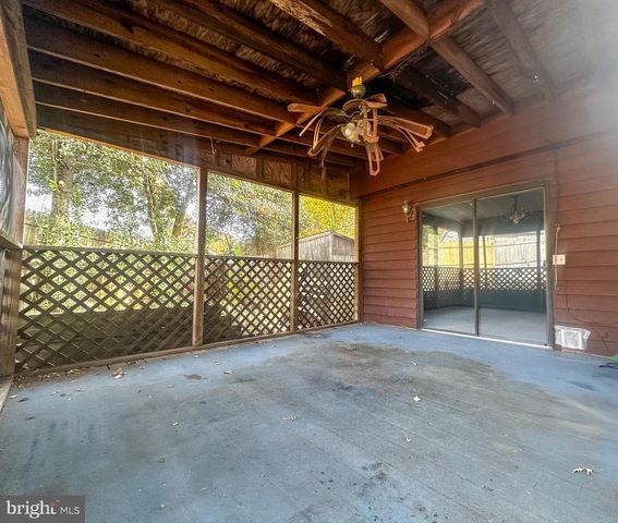 58 CEDARBROOK LN, Tuckerton, NJ 08087