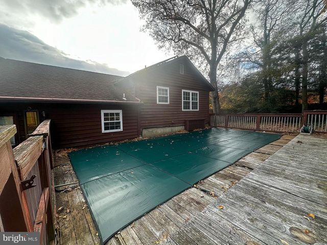 58 CEDARBROOK LN, Tuckerton, NJ 08087