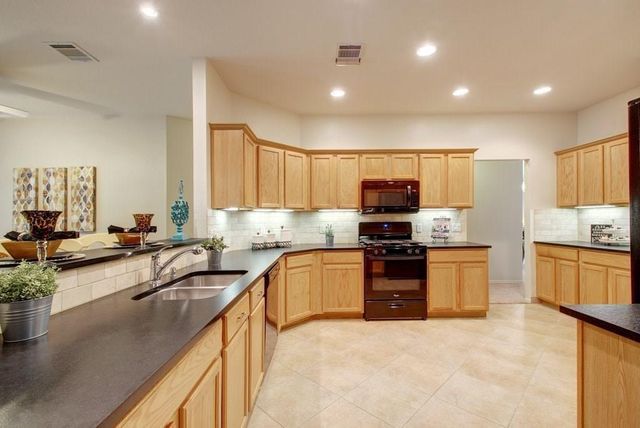 1111 Fossil CV, Round Rock, TX 78681