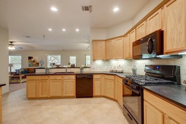 1111 Fossil CV, Round Rock, TX 78681