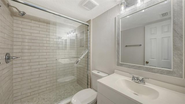 1720 GLENHOUSE DRIVE 326, Sarasota, FL 34231