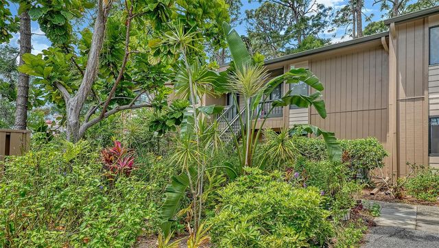 1720 GLENHOUSE DRIVE 326, Sarasota, FL 34231
