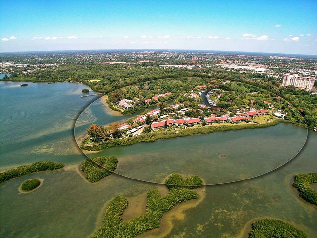1720 GLENHOUSE DRIVE 326, Sarasota, FL 34231