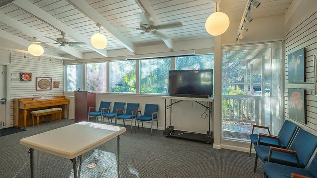 1720 GLENHOUSE DRIVE 326, Sarasota, FL 34231