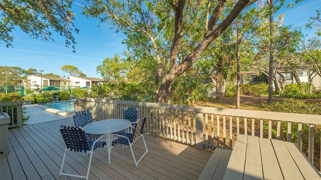 1720 GLENHOUSE DRIVE 326, Sarasota, FL 34231