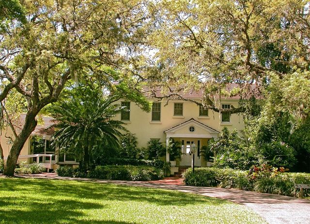 1720 GLENHOUSE DRIVE 326, Sarasota, FL 34231