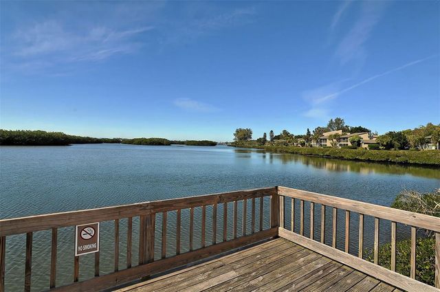 1720 GLENHOUSE DRIVE 326, Sarasota, FL 34231