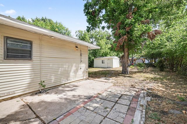 2010 Glenhaven Street, Arlington, TX 76010