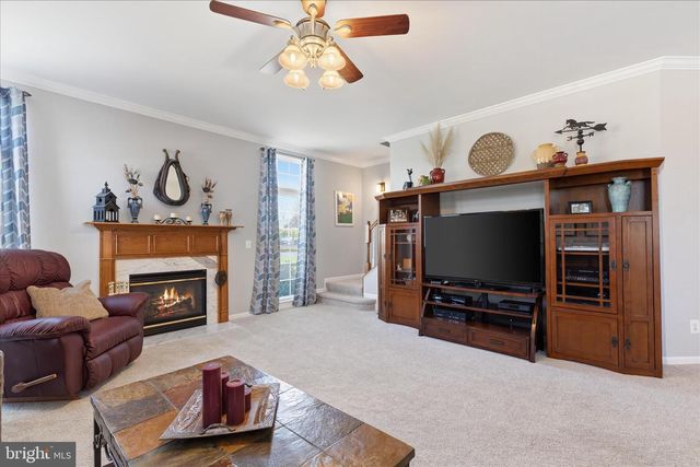 5468 HEREDITY LN, Gainesville, VA 20155