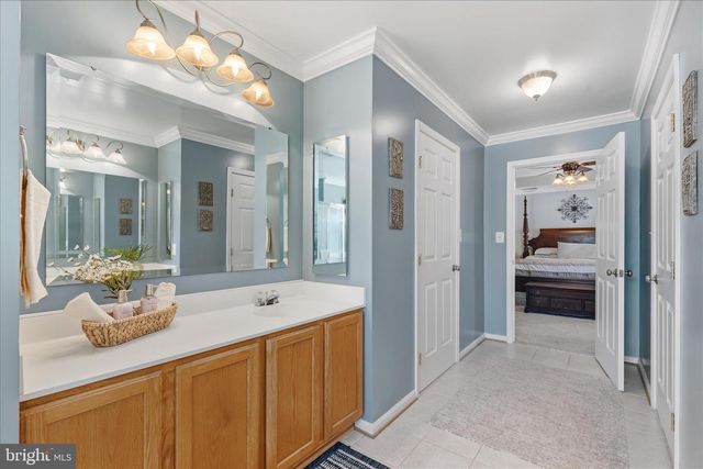 5468 HEREDITY LN, Gainesville, VA 20155