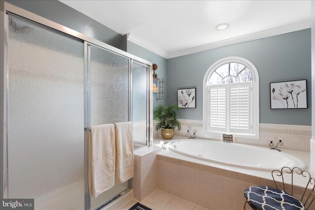 5468 HEREDITY LN, Gainesville, VA 20155