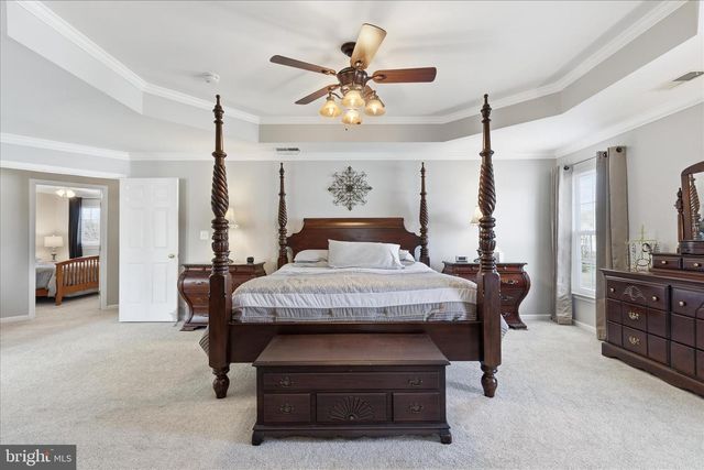 5468 HEREDITY LN, Gainesville, VA 20155