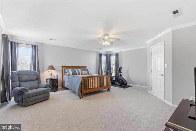 5468 HEREDITY LN, Gainesville, VA 20155