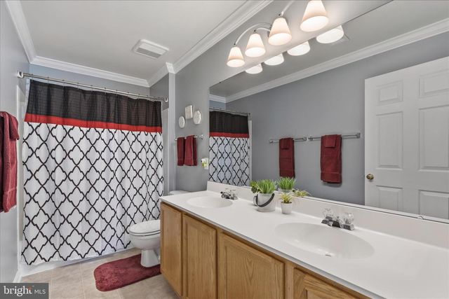 5468 HEREDITY LN, Gainesville, VA 20155