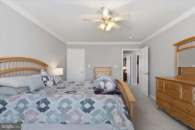 5468 HEREDITY LN, Gainesville, VA 20155