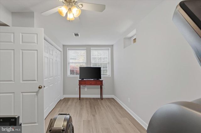5468 HEREDITY LN, Gainesville, VA 20155