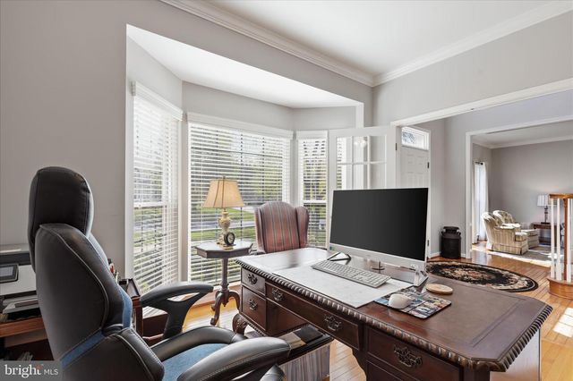 5468 HEREDITY LN, Gainesville, VA 20155