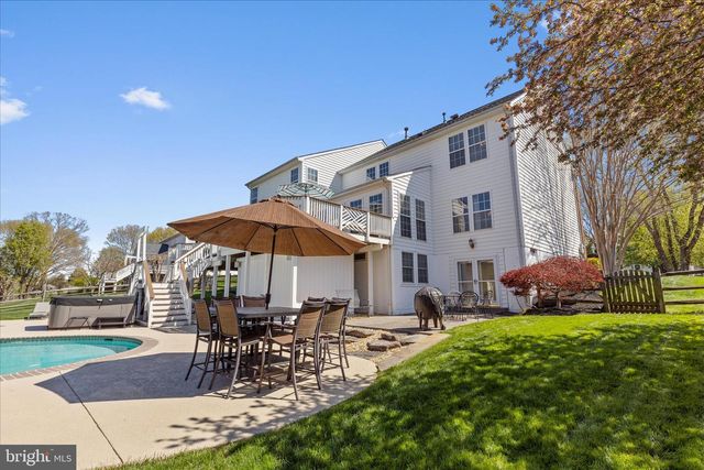 5468 HEREDITY LN, Gainesville, VA 20155