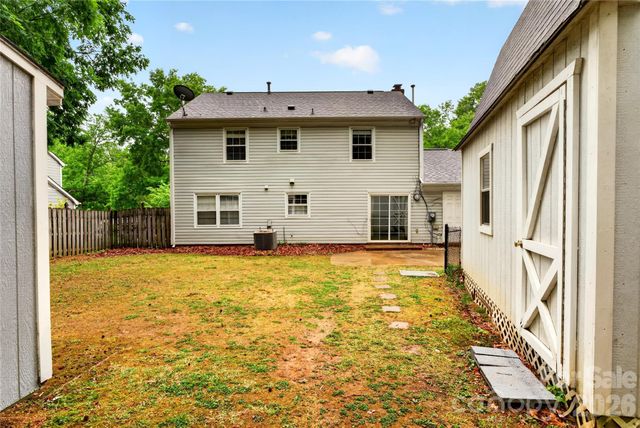 621 Winter Wood Drive, Matthews, NC 28105