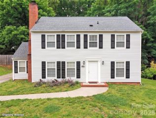621 Winter Wood Drive, Matthews, NC 28105