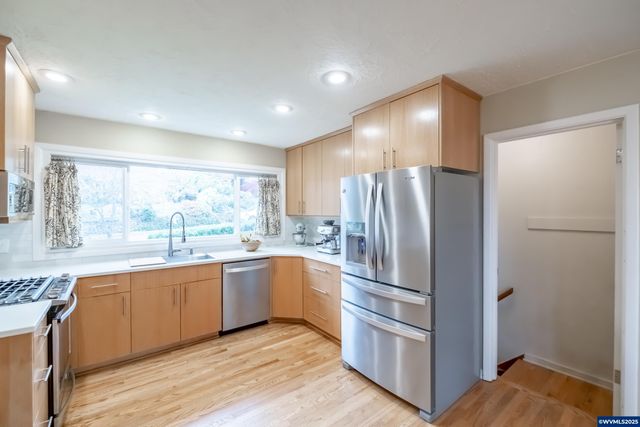 2635 Bolton Terrace S, Salem, OR 97302