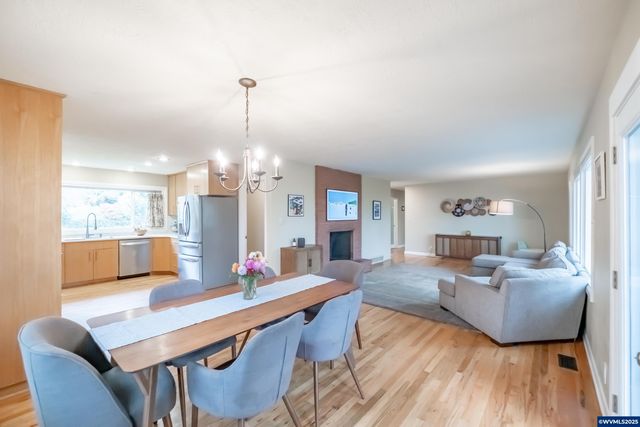 2635 Bolton Terrace S, Salem, OR 97302