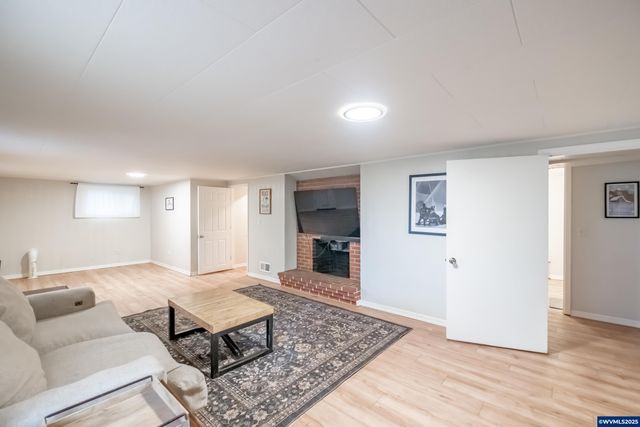 2635 Bolton Terrace S, Salem, OR 97302