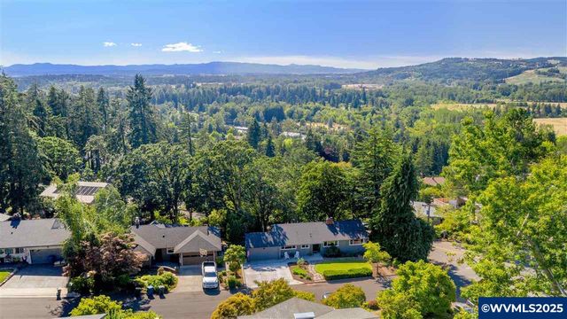 2635 Bolton Terrace S, Salem, OR 97302