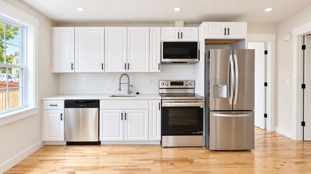 17 Macarthur Street 4, Somerville, MA 02143