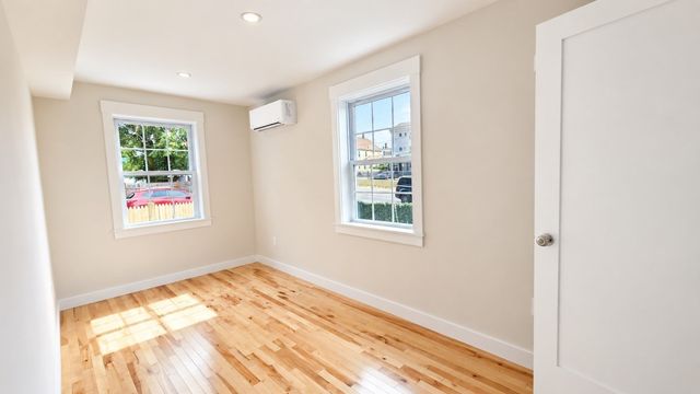 17 Macarthur Street 4, Somerville, MA 02143