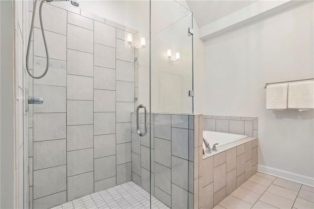 7938 Laurel Creek Drive, Suwanee, GA 30024