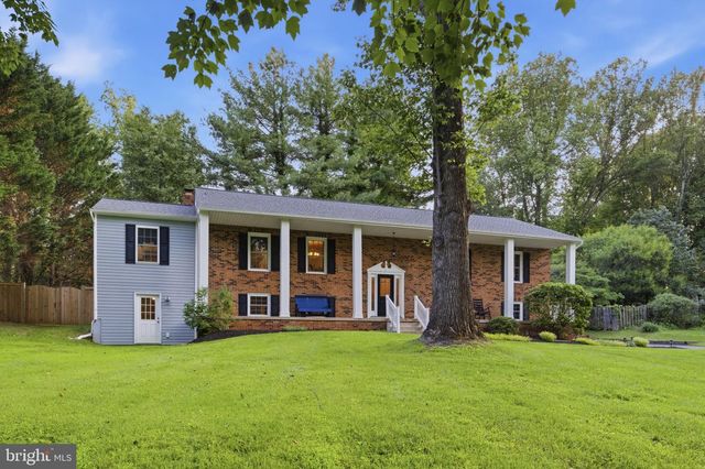 7376 WOODSTONE CT, Warrenton, VA 20187