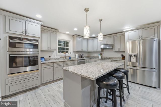 7376 WOODSTONE CT, Warrenton, VA 20187