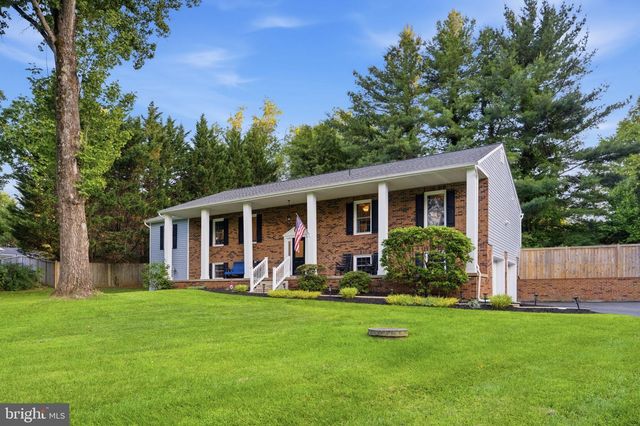 7376 WOODSTONE CT, Warrenton, VA 20187