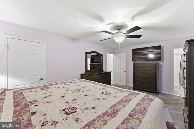 7376 WOODSTONE CT, Warrenton, VA 20187