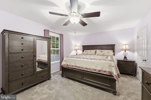 7376 WOODSTONE CT, Warrenton, VA 20187