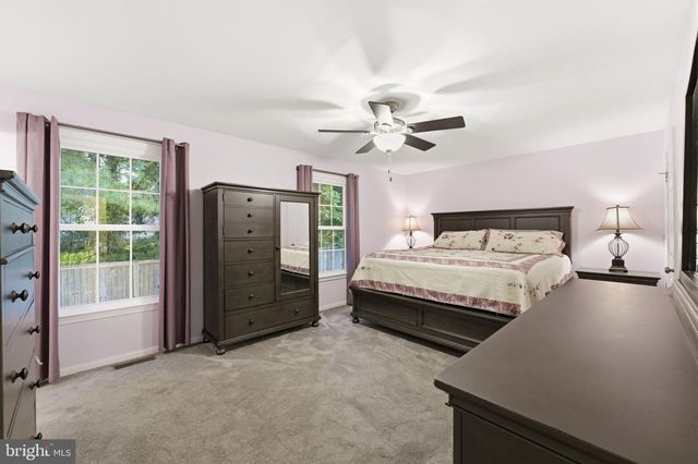 7376 WOODSTONE CT, Warrenton, VA 20187