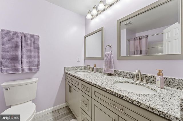 7376 WOODSTONE CT, Warrenton, VA 20187
