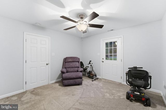 7376 WOODSTONE CT, Warrenton, VA 20187