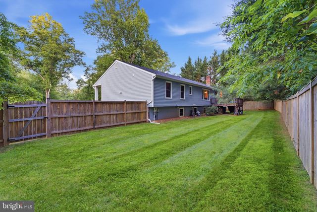 7376 WOODSTONE CT, Warrenton, VA 20187