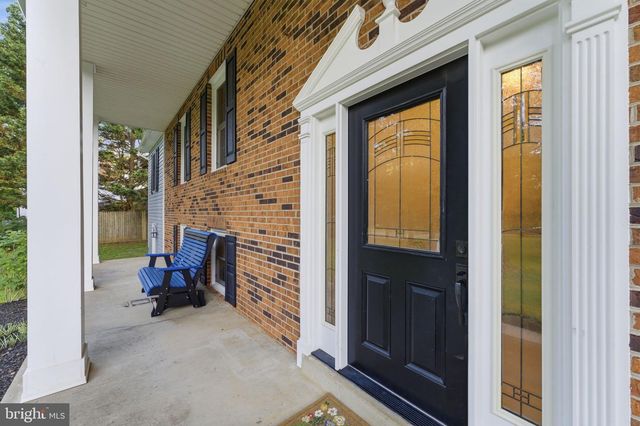 7376 WOODSTONE CT, Warrenton, VA 20187