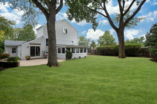 1196 Cedar Lane, Northbrook, IL 60062