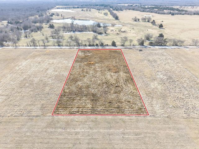 768 County Road 1021, Wolfe City, TX 75496