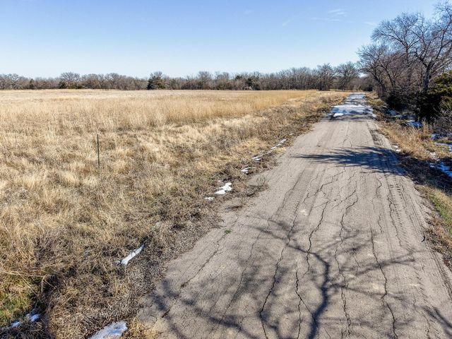 768 County Road 1021, Wolfe City, TX 75496