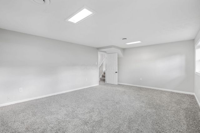 2288 Majestic Drive W, Columbus, OH 43232