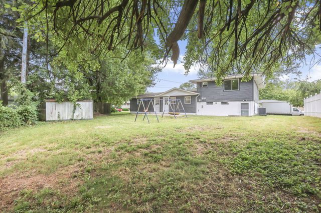 2288 Majestic Drive W, Columbus, OH 43232